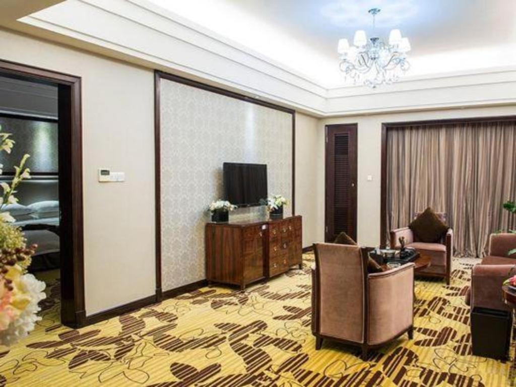 Country Garden Phoenix Hotel Maoming Kültér fotó