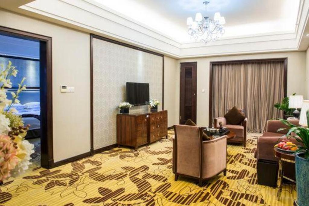 Country Garden Phoenix Hotel Maoming Kültér fotó